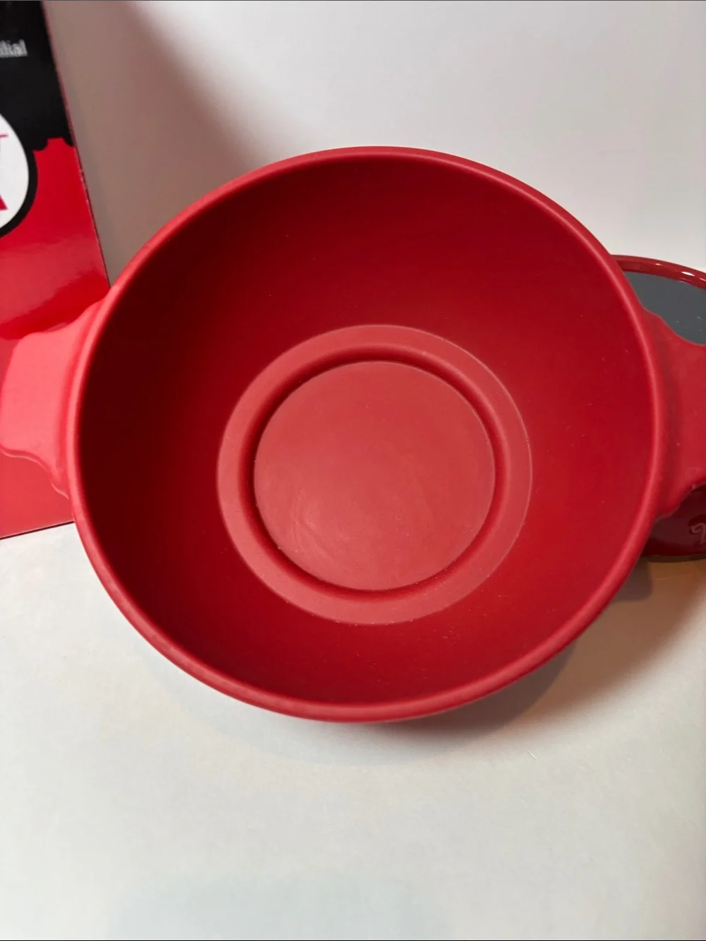 Velata/Scentsy red electric